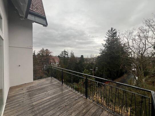 NEU! ERSTBEZUG! Einzigartige 4-Zimmerwohnung mit Balkon und FERNBLICK!