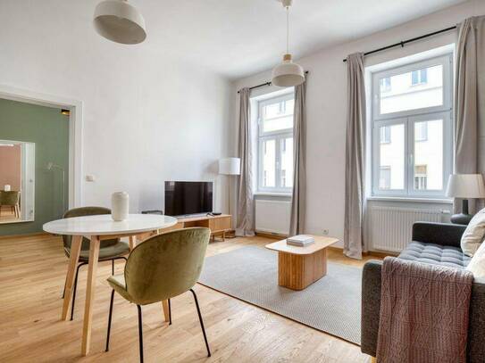 Sanierte 2 Zi-Altbau Wohnung, Nähe U1 Reumanplatz, direkte Anbindung in der Innen-Stadt