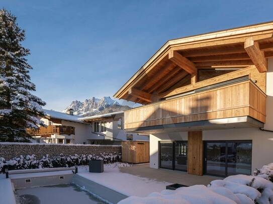 Neubau Chalet in sonniger Ruhelage mit Pool und Bergblick