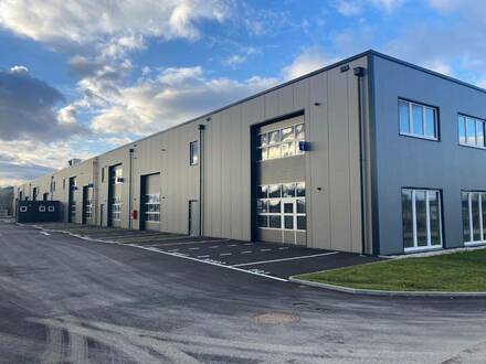 Betriebs-/Produktions- oder Lagerhallen von 59 - 240 m² Fläche in St. Florian / Asten an der A1 - SOFORTBEZUG MÖGLICH (…