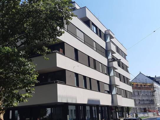 Nähe Landstraße | Top Apartment mit Küche und Balkon