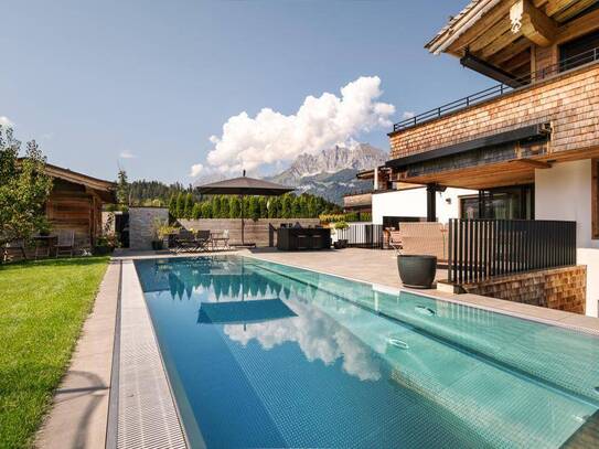 Alpiner Stil & höchster Komfort: Chalet mit traumhaftem Bergblick & Pool