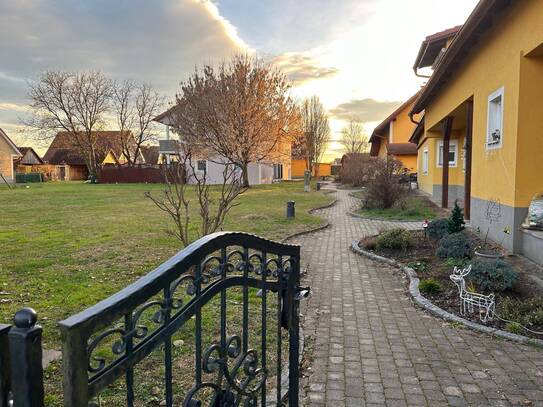 Landliebe“ Moderne 3-Zimmer Wohnung mit Balkon in ruhiger Siedlungslage von Lebring zu vemieten!