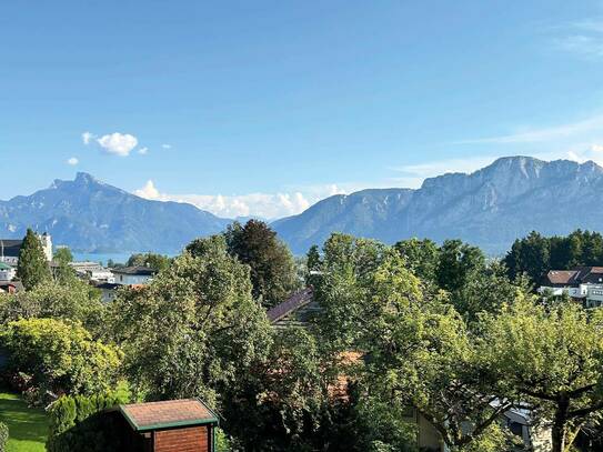 BAUTRÄGER AUFGEPASST - zentral und ruhig gelegenes Grundstück mit Altbestand und Seeblick