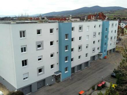 Sonnendurchflutete 3 Zimmer Wohnung mit Fernblick - inkl. neuer Einbauküche in Guntramsdorf.