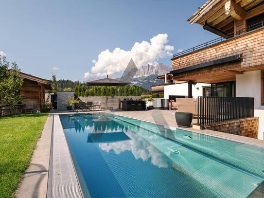 Alpiner Stil & höchster Komfort: Chalet mit traumhaftem Bergblick & Pool