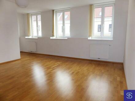 Provisionsfrei: Schöne 57m² DG-Wohnung mit Einbauküche und Lift - 1050 Wien