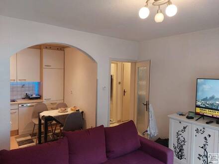 Gemütliche 2 Zimmer Wohnung in ruhiger Lage