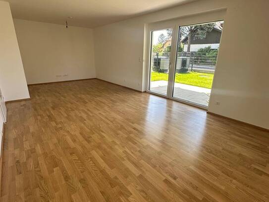 GARTENTRAUM inkl. PKW - Abstellplatz - der Wunsch vom eigenen Grün wird wahr - 118 m² Eigengarten - 3-Zimmer - BEZUGSFE…