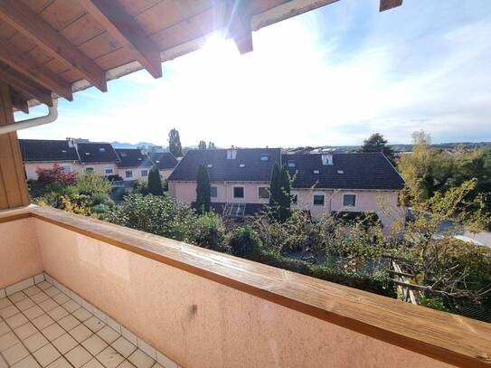 Gemütliches Reihenhaus mit Garten, Balkon und 2 TG-Stellplätzen