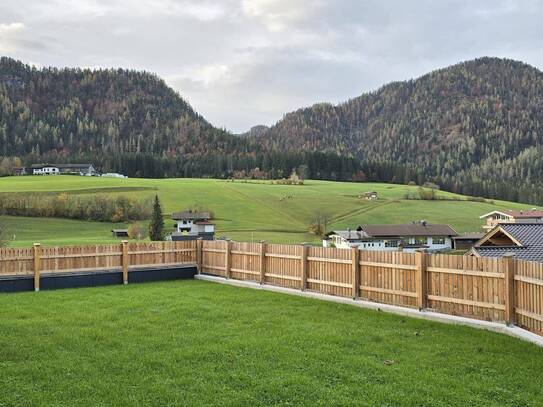 Eck-Maisonette Wohnung mit Panorama Bergblick