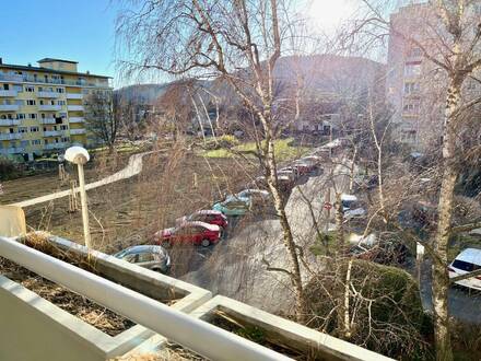 Lichtdurchflutete Garconniere mit Balkon in Andritz. Ruhelage!