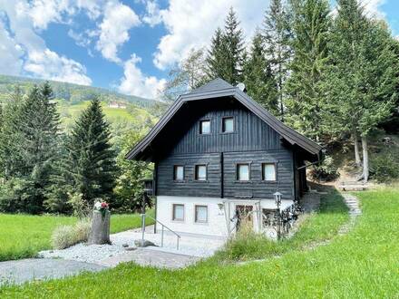 Idyllisches Landhaus mit großem Grundstück