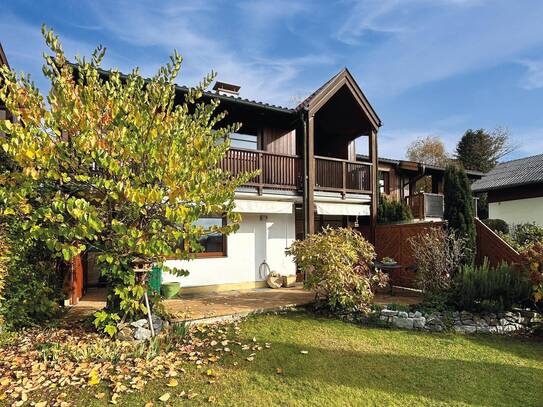 Mehr als ein Zuhause – charmante DHH mit kleinem Garten in attraktiver Vorstadtlage
