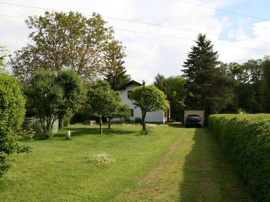 Idyllisches Haus im Grünen mit großzügigem 1.680 m² Grundstück Tomerlweg in Attnang-Puchheim