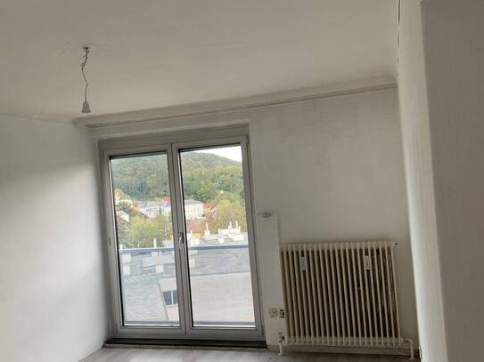 Zur Vermietung 3 Zimmer Wohnung in Berndorf-Stadt.