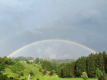 Wohnen am Sonnenhof“ Exklusive 3-Zimmer Gartenwohnung mit traumhaftem Ausblick in absoluter Ruhelage!