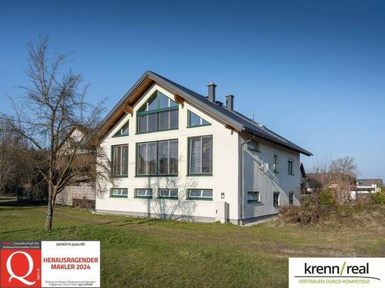 Traumhaus mit großem Grundstück und Naturteich