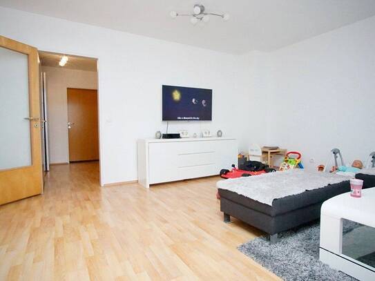 Nahe Matzleinsdorfer Platz | 47m² - 2.Stock - 1-Zimmer-Apartment mit voll ausgestatteter Küche