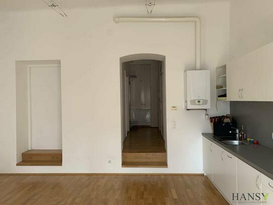 Wohnung mit 12 m² Garten in Baden bei Wien - Perfekt für Singles oder Paare!