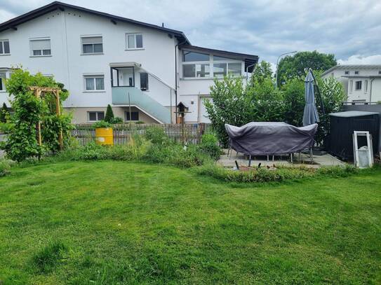 vermiete wunderschöne Wohnung mit großem Garten