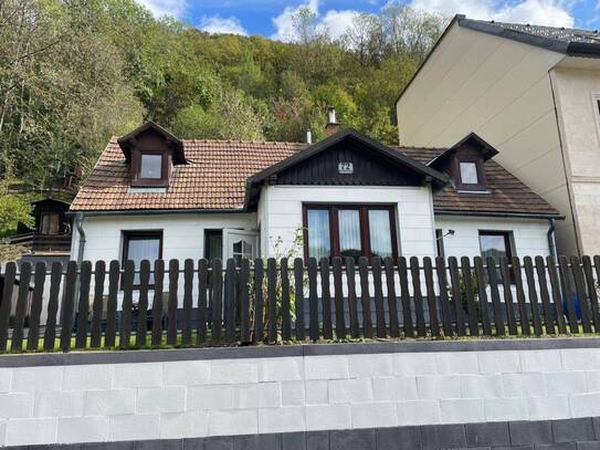 Zweifamilienhaus in der Alpenstadt Gloggnitz zu verkaufen