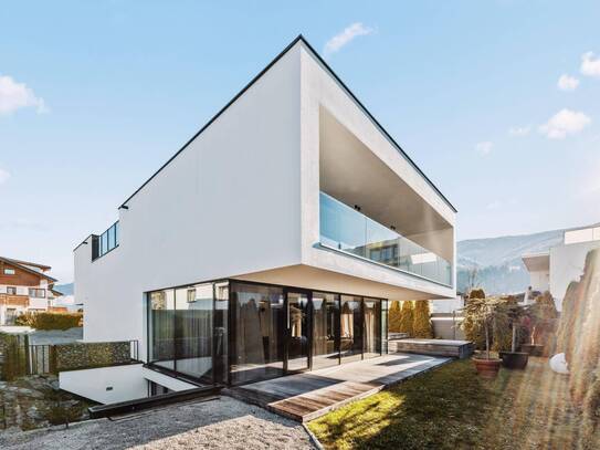 Einzigartig! Exklusive Architekten-Villa mit Garten und high-end Ausstattung in Götzens