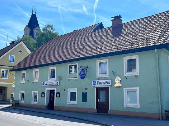 Gasthaus, Mehrfamilienhaus, mit Geschichte