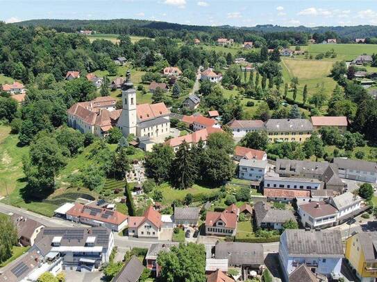 Wohnen im Grünen inklusive Schlossblick! KLEINE GARTENWOHNNG nähe Leibnitz in der Gemeinde St. Georgen an der Stiefing!