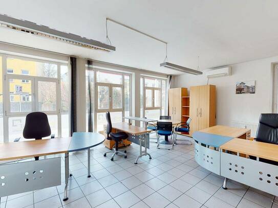 orea | Charmantes Büro mit großer Fensterfassade | Smart besichtigen · Online kaufen