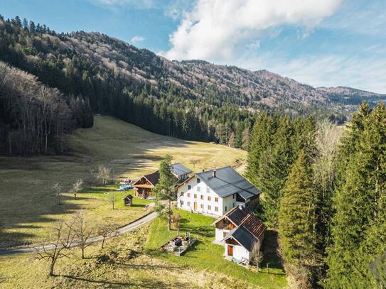 Bäuerliches Anwesen zwischen Irrsee und Mondsee im Salzkammergut