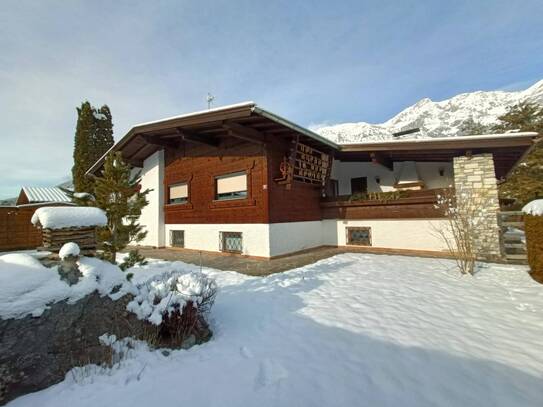 Sonnenverwöhntes Landhaus mit traumhaftem Bergpanorama in top Lage von Mieming