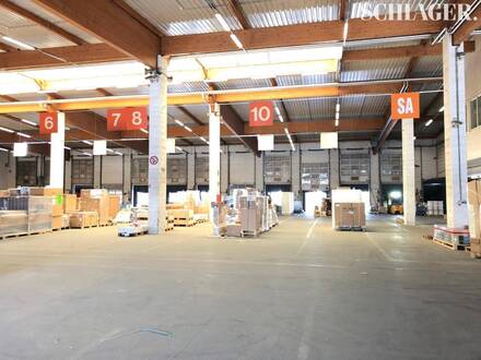 Logistikhalle mit Büro
