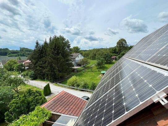 Energiesparend in ihr neues Zuhause mit einer Photovoltaik und Solaranlage in wunderschöner Lage !