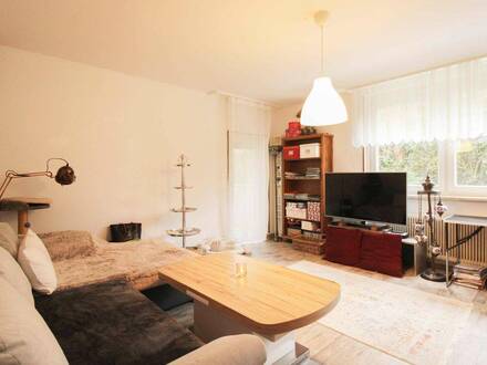 Familienfreundliche 3-Zi.-ETW mit Loggia und Stellplatz in naturnaher u. gut angebundener Lage