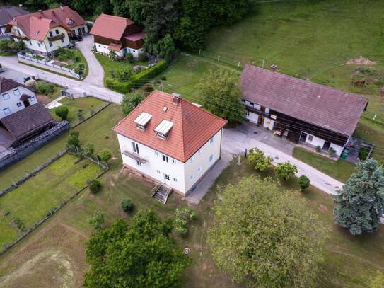 Südkärnten: Sonnige Landwirtschaft mit Wohn- & historischem Bauernhaus