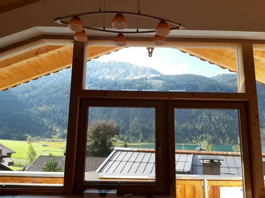 Penthousewohnung in sonniger Lage mit EBK , Balkon und Garten in Haller am Haldensee