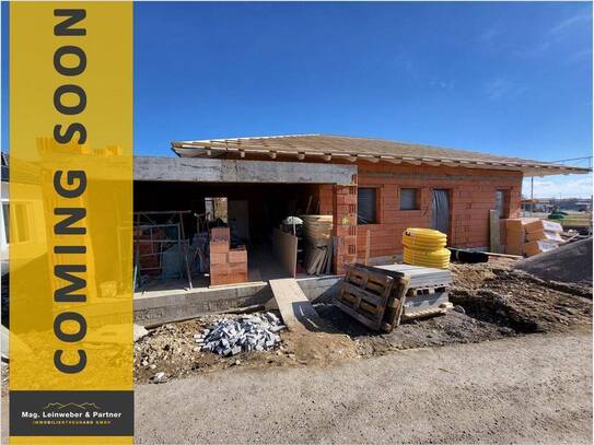COMING SOON! SV geprüfter lichtdurchfluteter Bungalow mit Doppelgarage und großzügigem Grundstück im Mühlweg/ Ampflwang…