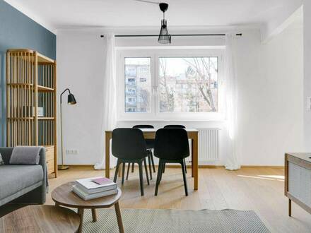 Neu renovierte 2 Zi Wohnung im 2.Stock, klimatisiert mit Loggia, High Speed Internet, Hauptbahnhof