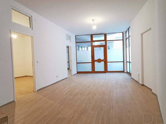 DB IMMOBILIEN | Barrierefreies Geschäftslokal mit 2,5 Zimmer in Brucker Fußgänger Zone zu mieten!