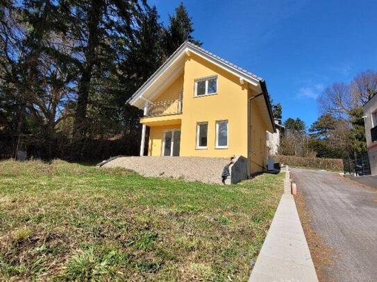 MODERNES HOLZRIEGELHAUS AUF 807M² EIGENGRUND; IN GUTER LAGE; STEHT ZUM VERKAUF!