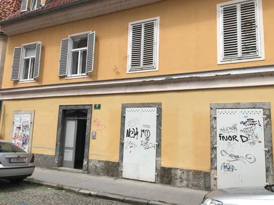 Große helle Wohnung im Zentrum von Graz; 83m² zu 750€ inkl. BH und Steuer