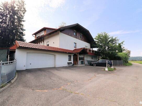 Gepflegtes Mehrfamilienhaus in attraktiver sonniger Ruhelage mit vielen Extras