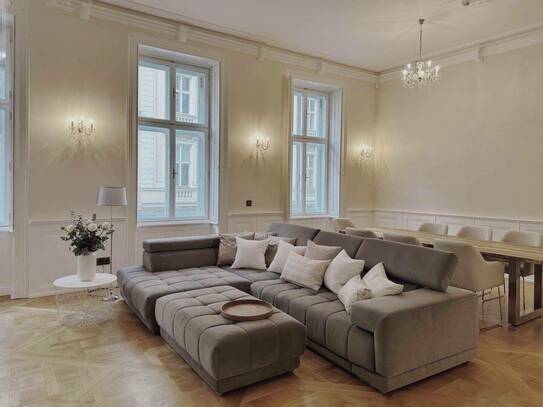 Short-term rental: High-quality apartment in an old building on Schellinggasse, 1010 Vienna