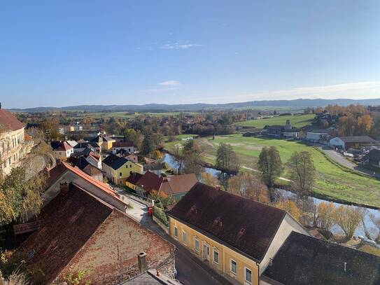 Vielseitiges Stadthaus mit 3 Wohneinheiten und einzigartigem Ausblick in Waidhofen/ Thaya