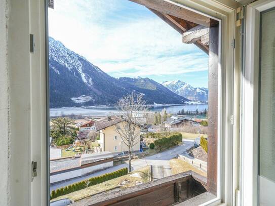 SEEBLICK - TRAUMHAFTES GRUNDSTÜCK MIT ALTBESTAND