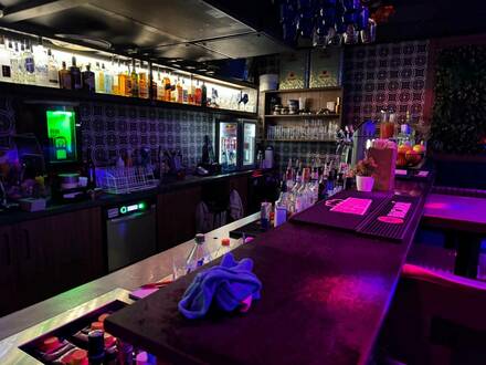 Bar und Diskothek