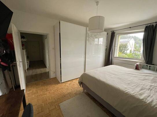 Freundliche 2 Zimmer Wohnung in guter Lage