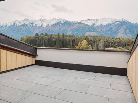 Provisionsfreie, exklusive 3 Zimmer - Penthousewohnung, über 2 Geschosse mit Bergblick. Individuelle Nutzung zum Wohnen…