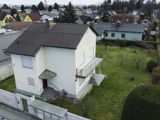 Charmantes Einfamilienhaus mit großzügigem Garten und Garage in Graz - Perfektes Potential für individuelles Wohnen!